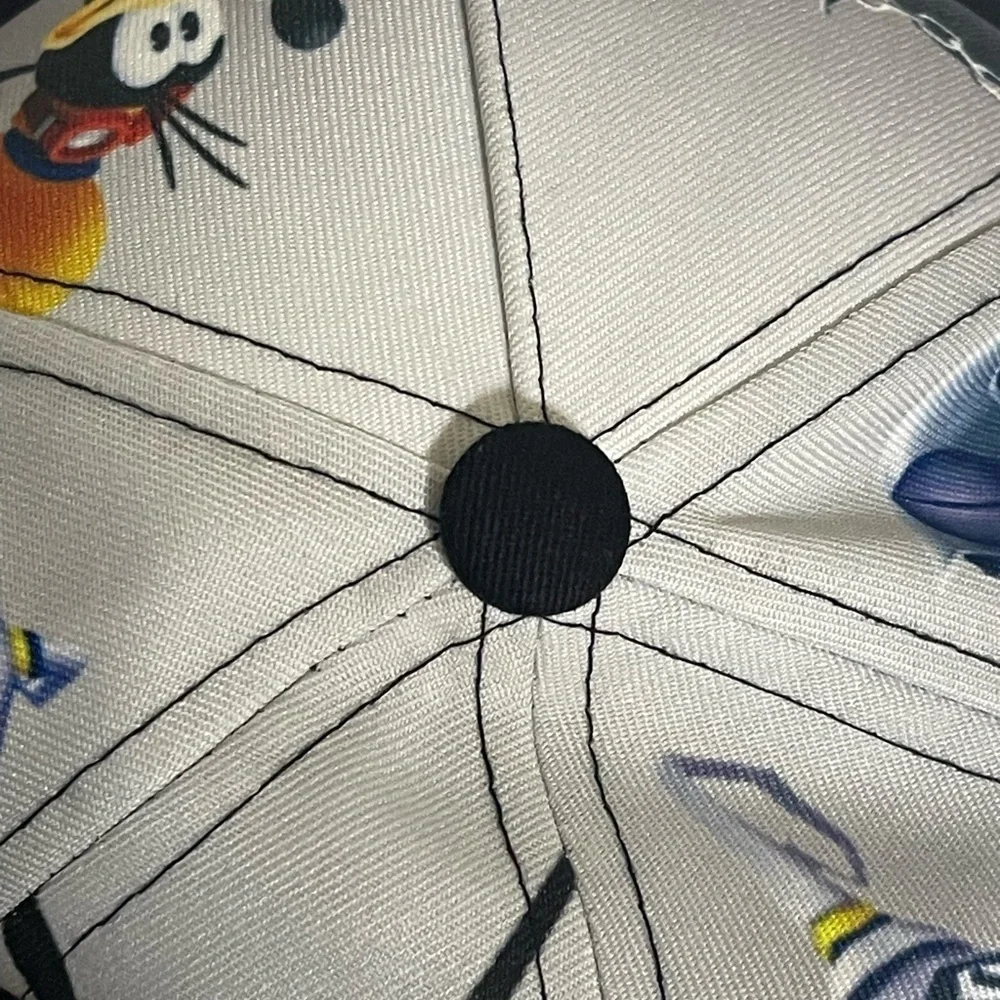 KINGDOM HEARTS SNAPBACK HAT DISNEY WRAP-AROUND MICKEY GOOFY SORA DONALD